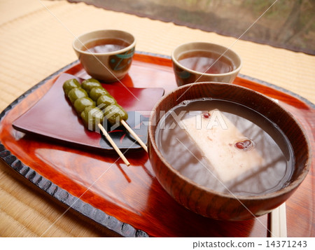 sweet taste 14371243