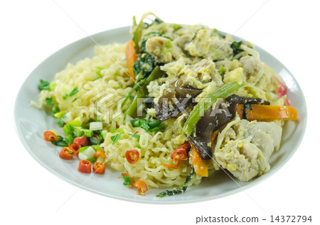 stir fried instant noodles stir fried instant noodles 14372794