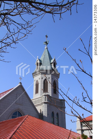 Catholic Motomachi church's spire · Hakodate City 14373306