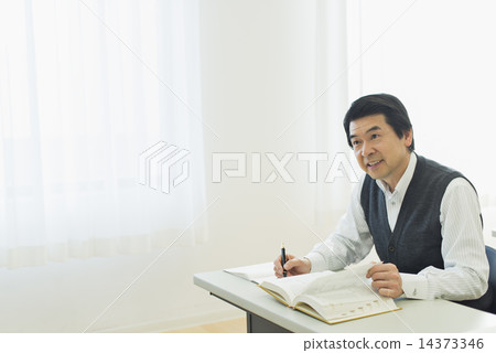 高級英語/寄宿家庭 14373346