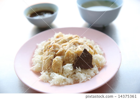 Thai food gourmet steamed chicken with rice , khao mun kai in wo Thai food gourmet steamed chicken with rice , khao mun kai in wo 14375361