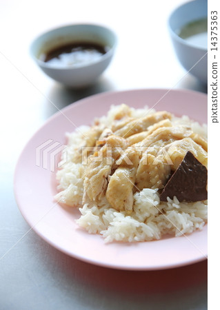 Thai food gourmet steamed chicken with rice , khao mun kai in wo Thai food gourmet steamed chicken with rice , khao mun kai in wo 14375363