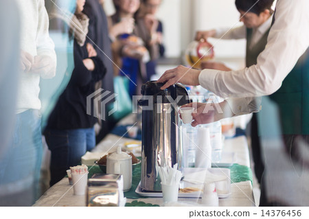 Coffee break at business meeting 14376456