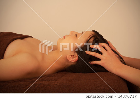 頭部水療 頭部按摩 人 14376717
