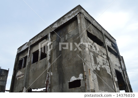 Battleship Island (Toshima) (Nagasaki-shi, Nagasaki prefecture) 14376810