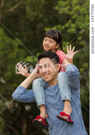 Family Outdoor 14377498