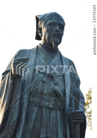 Statue of Mito Komon (Komono statue plaza, Senba park / Chiba town, Mito city, Ibaraki prefecture) Statue of Mito Komon (Komono statue plaza, Senba park / Chiba town, Mito city, Ibaraki prefecture) 14378165