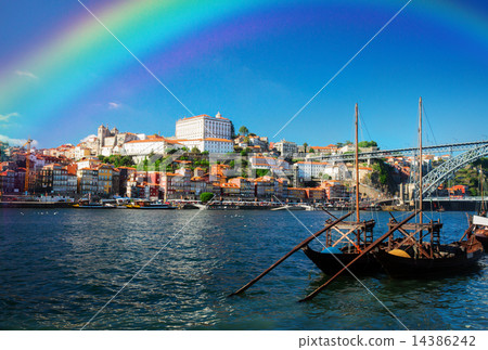Day scene of Porto, Portugal Day scene of Porto, Portugal 14386242