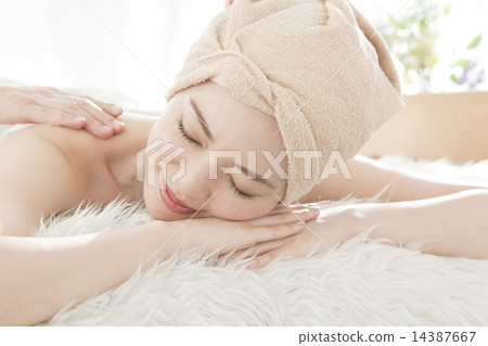 埃斯特 埃斯特 14387667