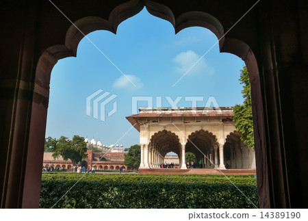 Diwan I Am, Hall of Public Audience in Agra Fort Diwan I Am, Hall of Public Audience in Agra Fort 14389190