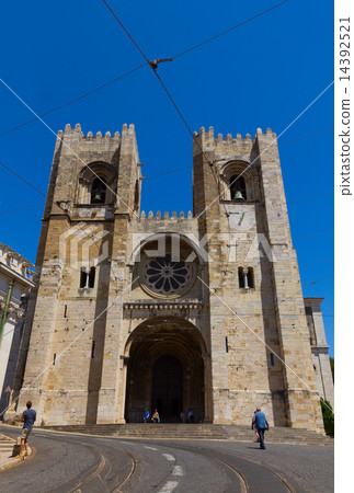 Se cathedral, Lisbon, Portugal 14392521