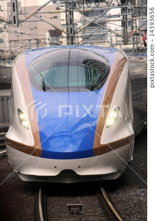 Hokuriku Shinkansen E7 series 14393656