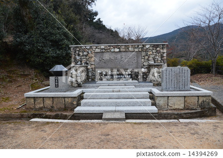 Monument of "Otsu Soroban" (Otsu City Shigeraji Town, Shiga Prefecture) 14394269