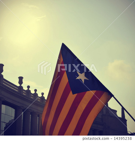 the estelada, the Catalan pro-independence flag, against the sky the estelada, the Catalan pro-independence flag, against the sky 14395238