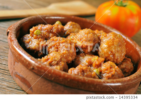 spanish meatballs stew spanish meatballs stew 14395334