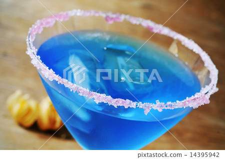 blue cocktail 14395942