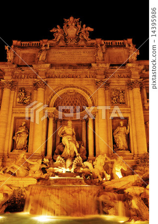 Fontana di Trevi in Rome, Italy, at night 14395986