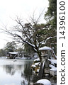 Kenrokuen in winter (Emperor Lantern) 14396100