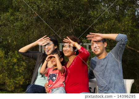 Three Generation 14396295