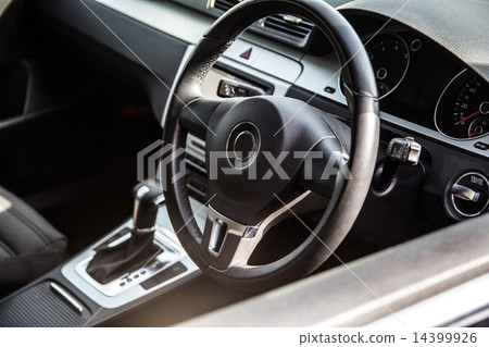 Passat car interior (driver's seat _ 2) 14399926