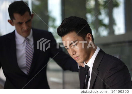 Counseling a colleague over bad news 14400200