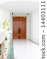 Two people's entry 14403111