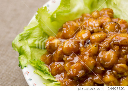 Scallop cooking 14407801