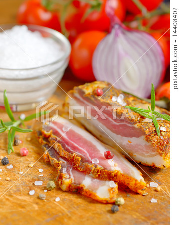 Smoked bacon Smoked bacon 14408402