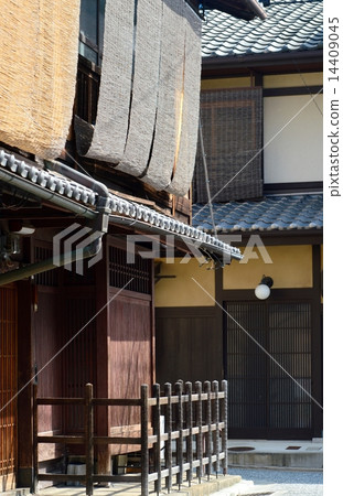 The streets of the seven restaurants in Kyoto 14409045