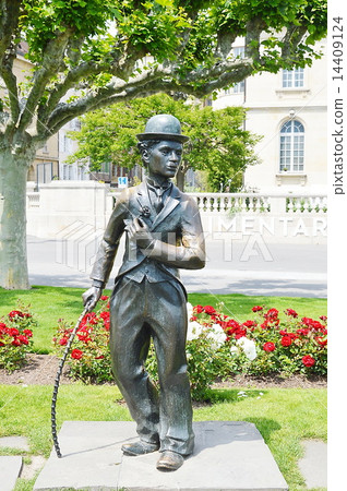 Chalie Chaplin monument Chalie Chaplin monument 14409124