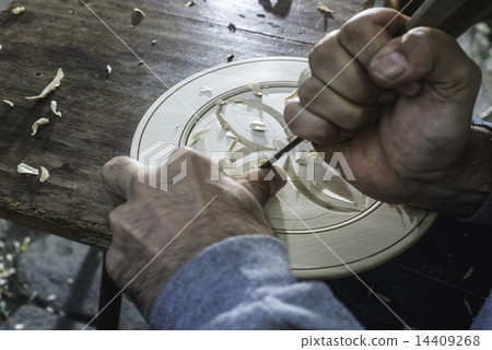 woodwork, chisel, carving 14409268