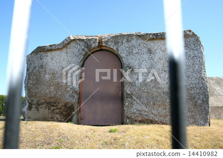 Visit Yokosuka's "Umikaze Park" where you can relax at the sea 14410982