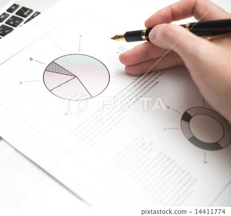 Business 14411774