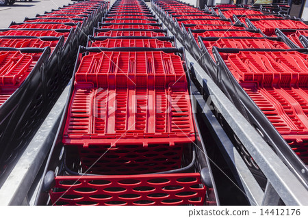Shopping Trolleys Shopping Trolleys 14412176