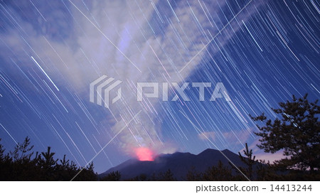 Star and Sakurajima 14413244