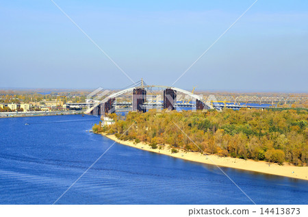 Bridge construction site across Dnieper river, Kie Bridge construction site across Dnieper river, Kie 14413873