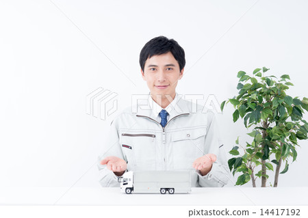 Logistics image 14417192