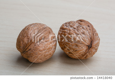 Walnuts 14418040