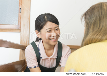 護理 14419287