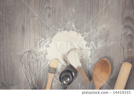 Baking tools from overhead view with copy space 14419335