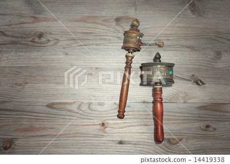 Tibetan prayer wheel 14419338