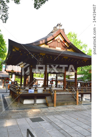 "Shrine" of the Gyo shrine (Karasuma-ku Karasumadoraga Choshima-cho Minoru Sakura Tsuru-cho) 14419407