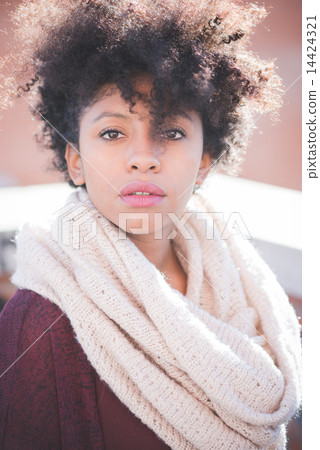 beautiful black curly hair african woman 14424321
