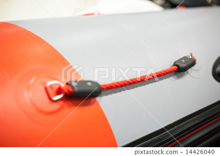Safety rope of a rubber dinghy 14426040