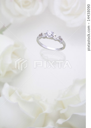 White valentine 14438090