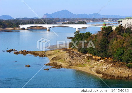 A view of Amakusa Matsushima No. 4 bridge 14454083