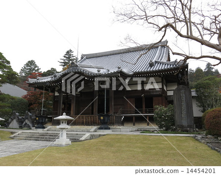 飯能市的Nininji寺（主殿） 14454201