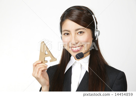 Interpreter female Interpreter female 14454859