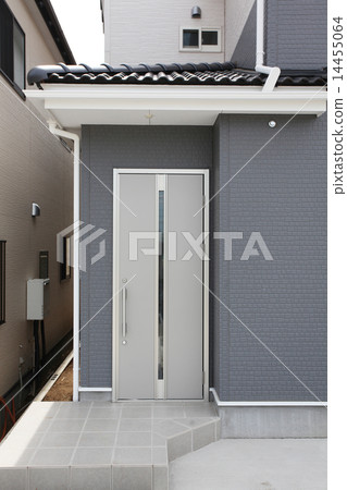 Front door and door of detached houses 14455064