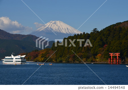 Mount Fuji from Ashinoko 14494548
